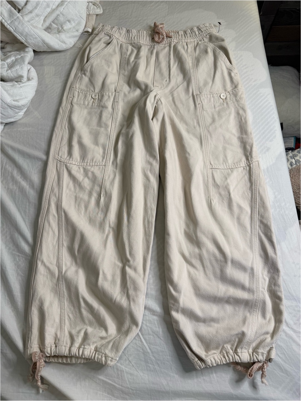 Free people Elastic-Waist Cargo Pants in Light Beige